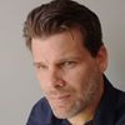 Robert zoekt een Huurwoning / Kamer / Appartement in Almere