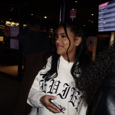 Sharina zoekt een Huurwoning / Kamer / Appartement in Almere